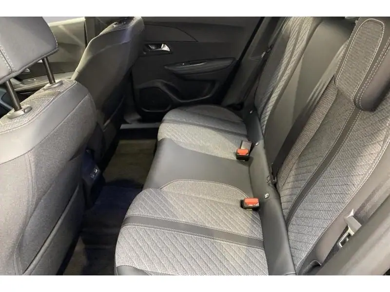 Occasion Peugeot 2008 Allure HYBRID 145 BLACK 18