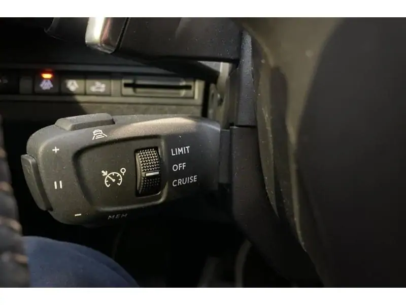 Occasion Peugeot 3008 Allure Pack HYBRID GREY 25