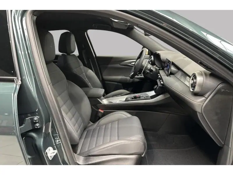 VEHICLE__CONDITION_SERVICE Alfa Romeo Tonale Ibrida 1.5 175 Pk GREEN 8
