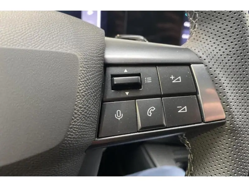 VEHICLE__CONDITION_SERVICE Opel Astra Sports Tourer ULTIMATE* Full - dispo 10/2026 GREEN 28