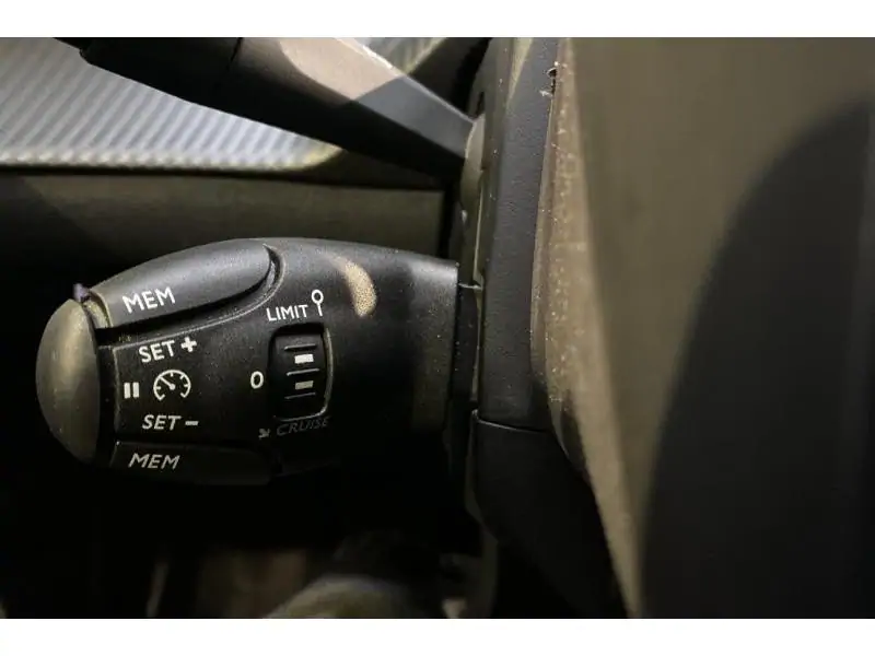 Occasion Peugeot 2008 Allure GREY 24