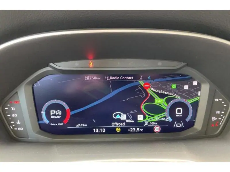 Occasion Audi Q3 SUV ROBOT GREY 27