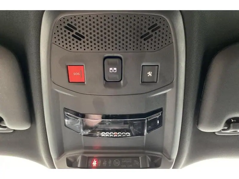 Occasion Peugeot 2008 GT line - Full*Cuir chauffant GPS Caméra WHITE 38