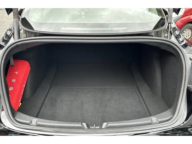 Occasion Tesla Model 3 RWD WHITE 19