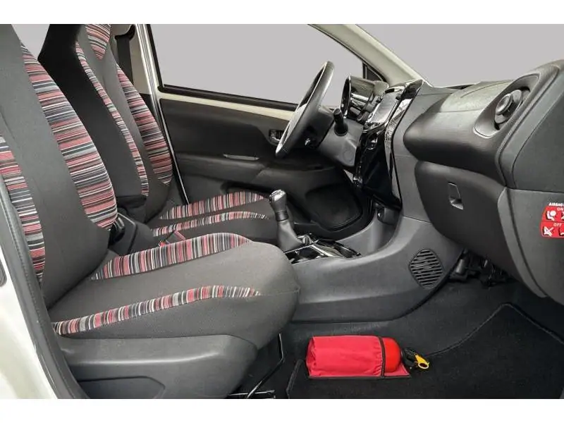 Occasion Citroen C1 SHINE WHITE 8