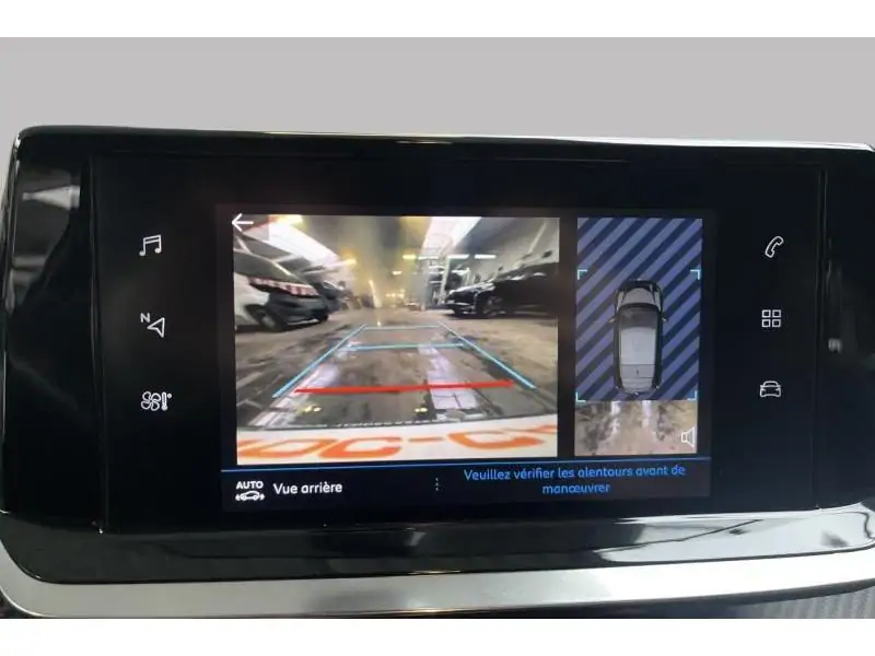 Occasion Peugeot 208 II & e- Allure BLUE 21