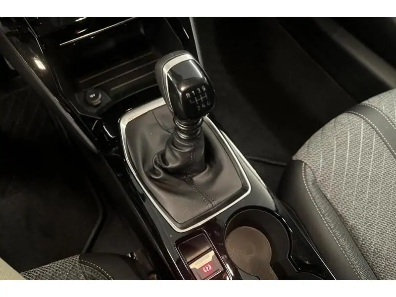 VEHICLE__CONDITION_SERVICE Peugeot 208 Allure 1.2 Turbo 100 Man.6 GREY 16