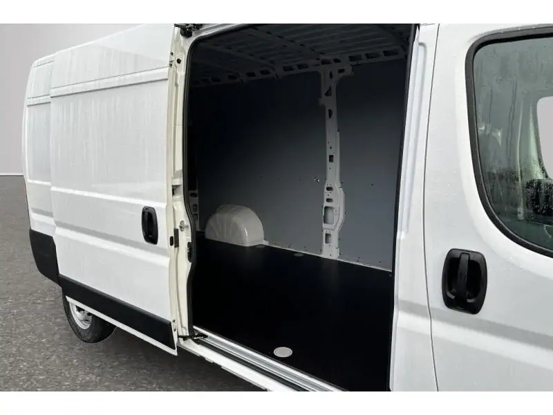 VEHICLE__CONDITION_SERVICE Peugeot Boxer 335 2.2 BlueHDi 140 SandS Man.6 WHITE 18