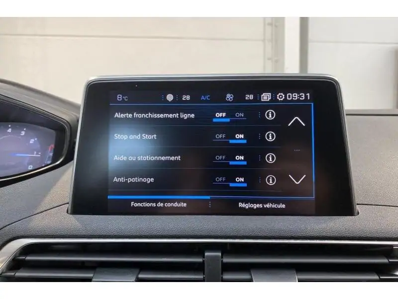 Occasion Peugeot 5008 Active GREY 32