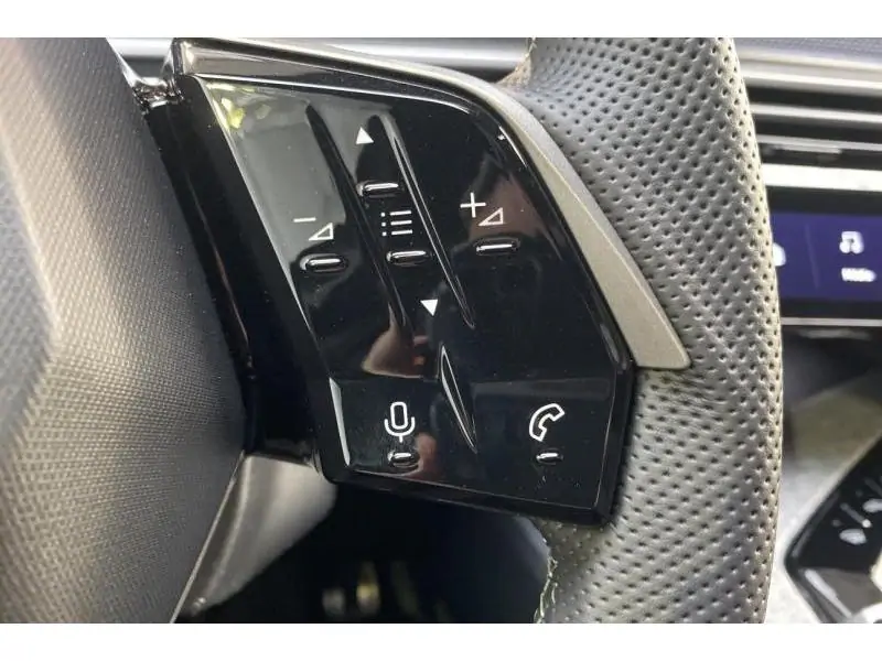 Demo Peugeot 5008 GT* Caméra de recul GPS BLUE 23