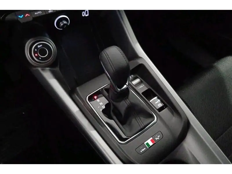 VEHICLE__CONDITION_SERVICE Alfa Romeo Tonale Sprint Plug-in Hybrid Q4 190 RED 22