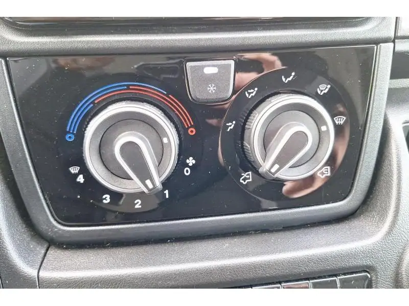 Occasion Peugeot Boxer 435 L3H2 180 auto - vloer en z BLACK 15
