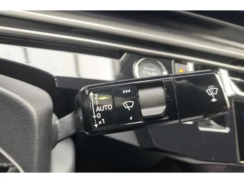Occasion Peugeot 3008 Allure HYBRID GREY 24