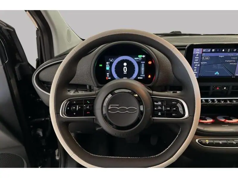 VEHICLE__CONDITION_SERVICE Fiat 500e CABRIO LA PRIMA BLACK 12