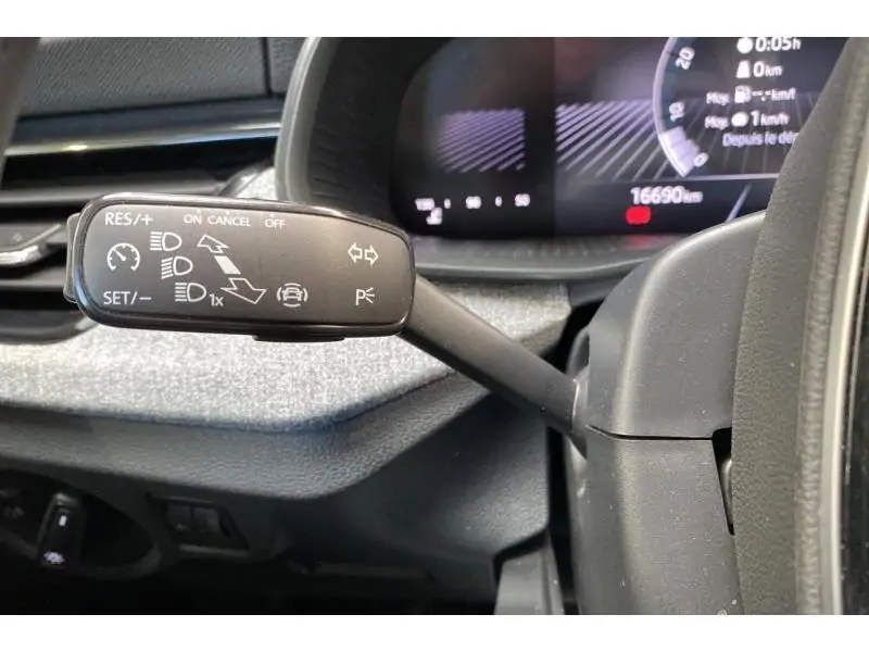 Occasie Skoda Kamiq Style 1.5 TSI 150 GREY 24