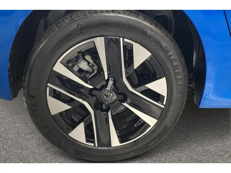 Occasion Peugeot 208 ALLURE*Détecteurs obs. Mirror Link BLUE 23