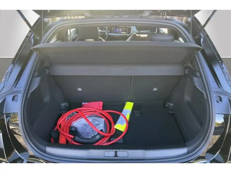 VEHICLE__CONDITION_SERVICE Opel Mokka-E GS BLACK 19