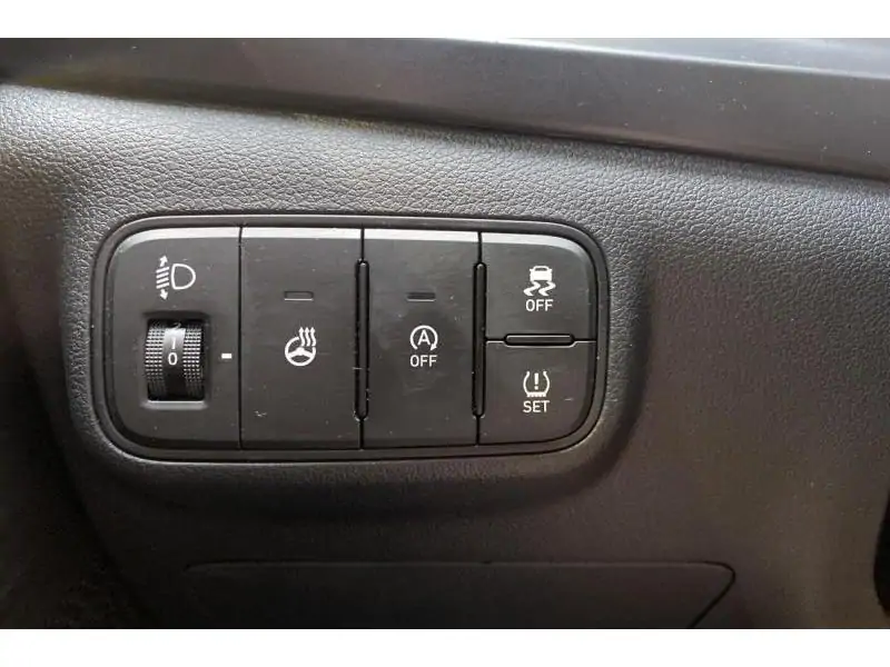 Occasion Hyundai i20 Berline MANUAL RED 25