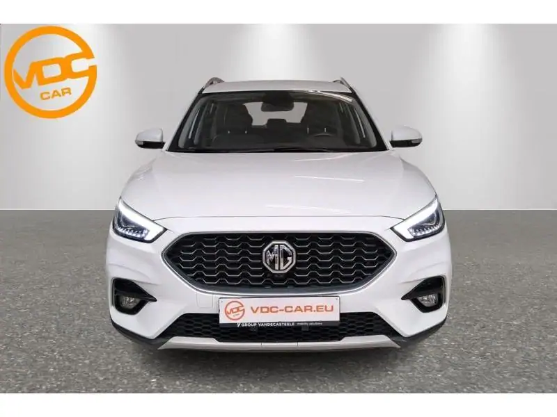 Occasion MG ZS luxury WHITE 5