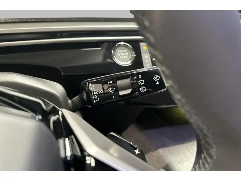 VEHICLE__CONDITION_SERVICE Peugeot 5008 ALLURE Hybrid 145 pk e-DSC6 BLUE 23