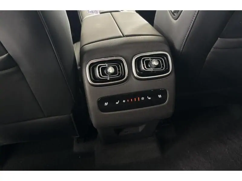 VEHICLE__CONDITION_SERVICE Jaecoo Jaecoo 8 EXCLUSIVE BLACK 23