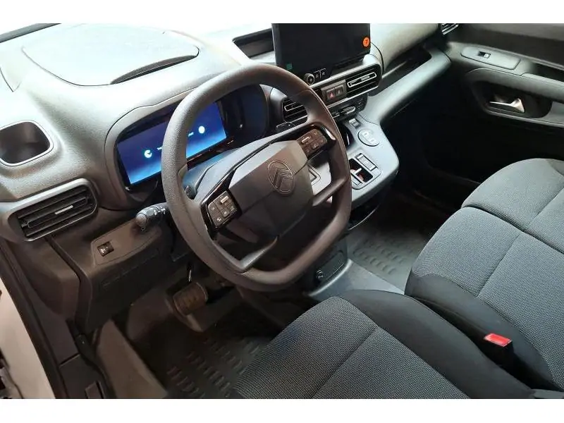 Démo Citroen Berlingo M Diesel 130ch Automatique WHITE 9
