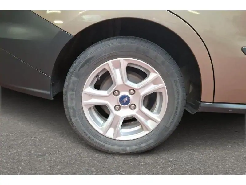 Occasion Ford Transit Courier Trend - LICHTE VRACHT - AIRCO CHAMPAGNE 20
