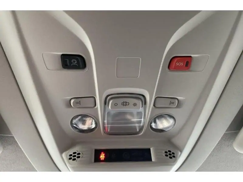 Démo Peugeot Partner ST LIGHT BLACK 36