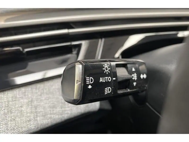 Occasion Peugeot 5008 Allure Hybrid 7 places BLUE 26