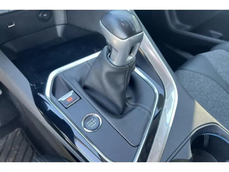Occasion Peugeot 3008 II Allure WHITE 16