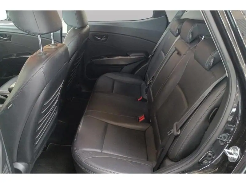 Occasie SsangYong Tivoli Ruby BLACK 18