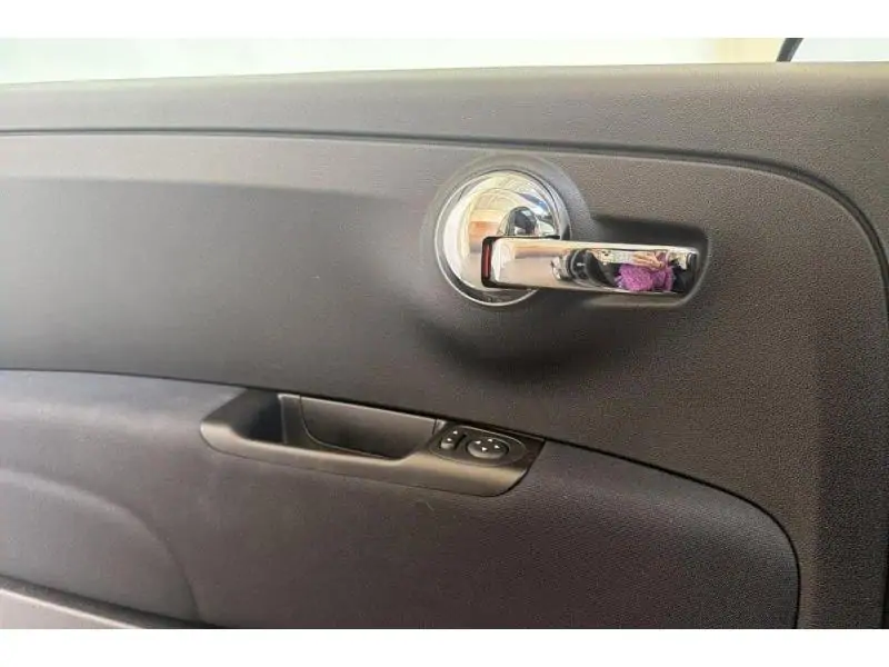 Occasion Fiat 500 HYBRID BLACK 17