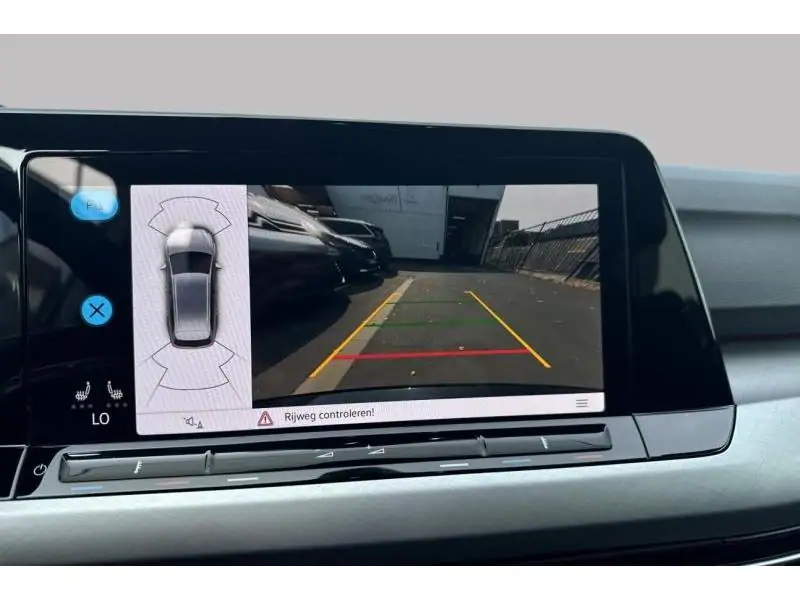Occasion Volkswagen Golf Variant Life 110pk gps cam BLACK 13