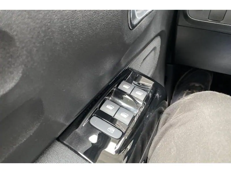 Occasion Citroen C3 Max 1.2 110 EAT6 GREY 17