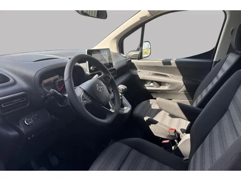 VEHICLE__CONDITION_SERVICE Opel Combo EDITION PLUS BLACK 9