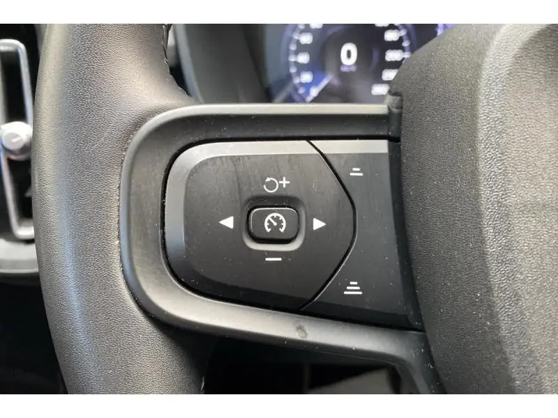 Occasion Volvo XC40 T2 *Automaat* MicroHY GPS Détecteurs BLACK 25