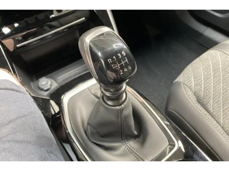 Occasion Peugeot 2008 Allure BLACK 16