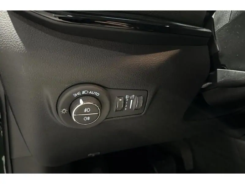 VEHICLE__CONDITION_SERVICE Jeep Compass E-Hybrid My25 CompassE-Hybrid GREEN 22