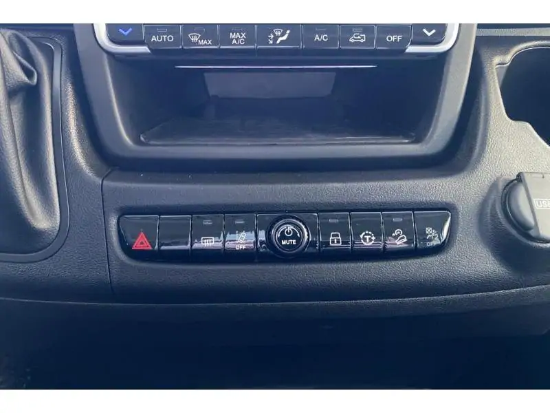 VEHICLE__CONDITION_SERVICE Peugeot Boxer FOURGON L3H2 3.5T WHITE 30