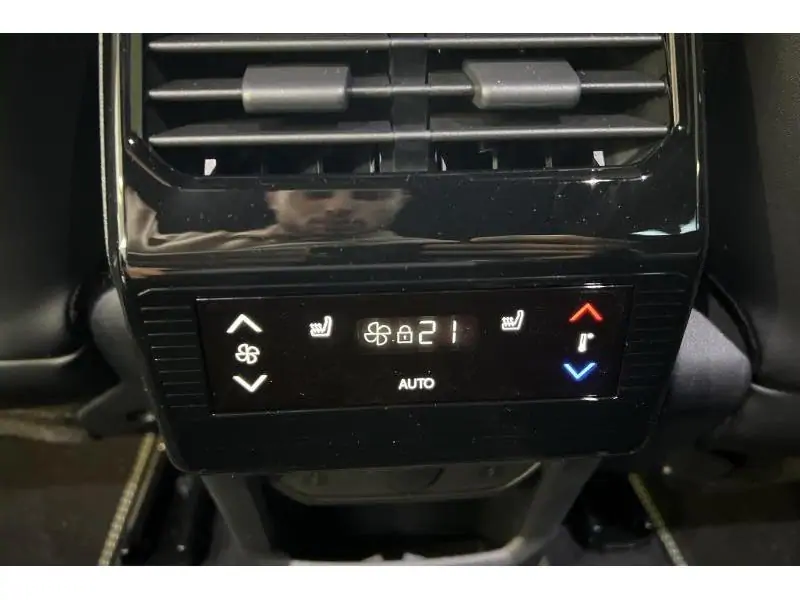 VEHICLE__CONDITION_SERVICE Peugeot 5008 GT GREY 32