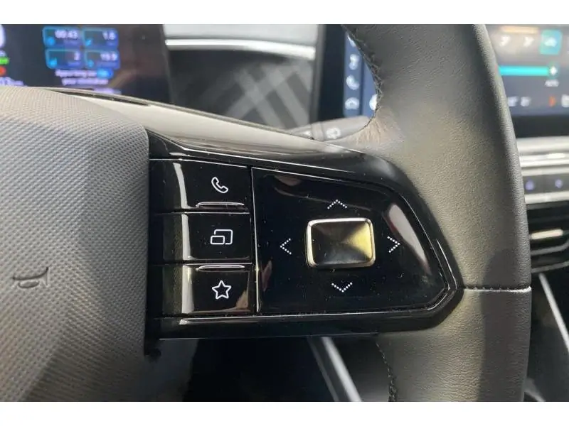 Occasion MG MG3 HYBRID+ LUXURY RED 26