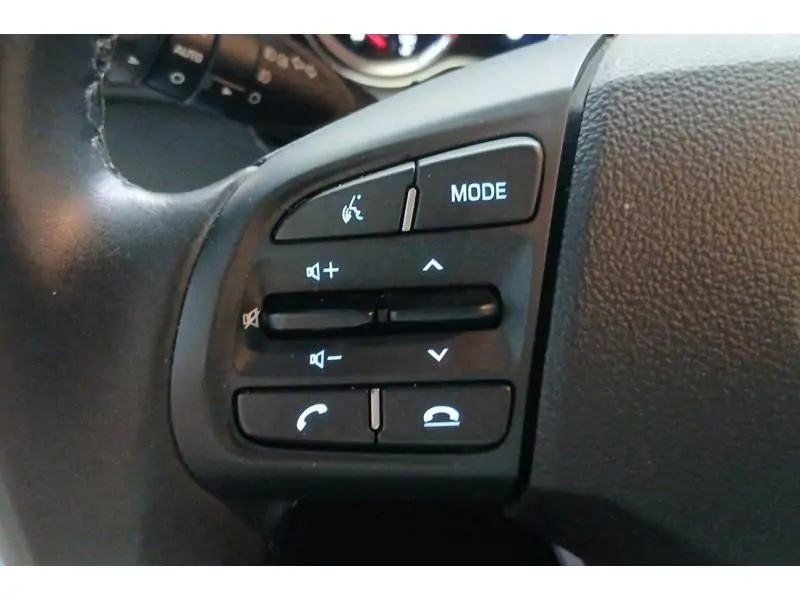 Occasion Hyundai i10 TECHNO PACK GPS/CAMERA/JANTES ALU BLUE 22