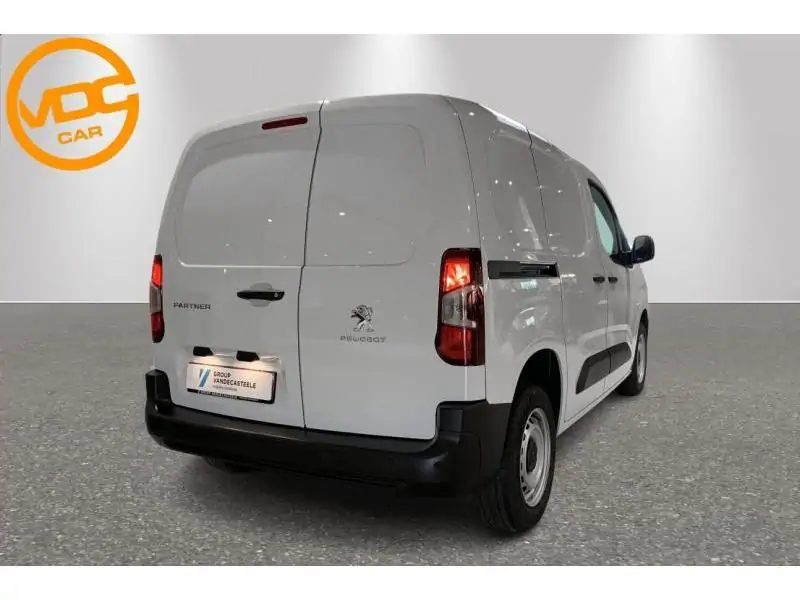 VEHICLE__CONDITION_SERVICE Peugeot Partner Standard Light1.5 BlueHDi 100 WHITE 3