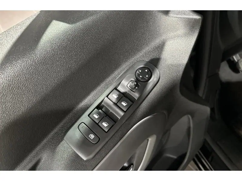 Démo Fiat Doblo PC 1.2 110  vrij 30/09 BLACK 17