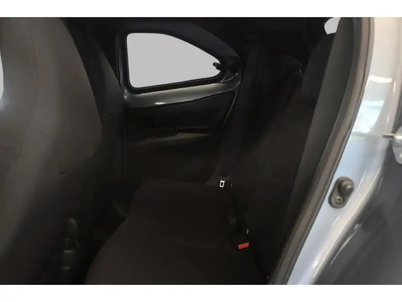 Occasion Toyota Aygo X GREY 18