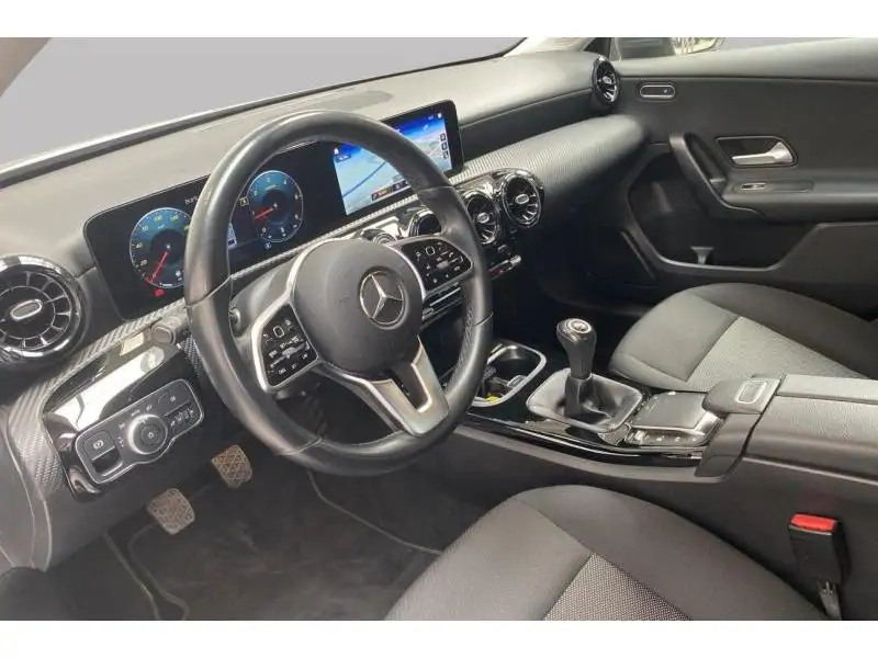 Occasion Mercedes-Benz A 180 D BUSINESS SOLUTION GREY 9