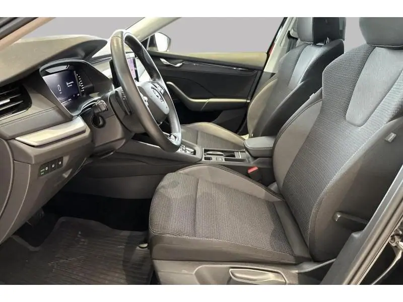 Occasion Skoda Octavia COMBI First Edition - 1.5 e-TSI DSG BLACK 10