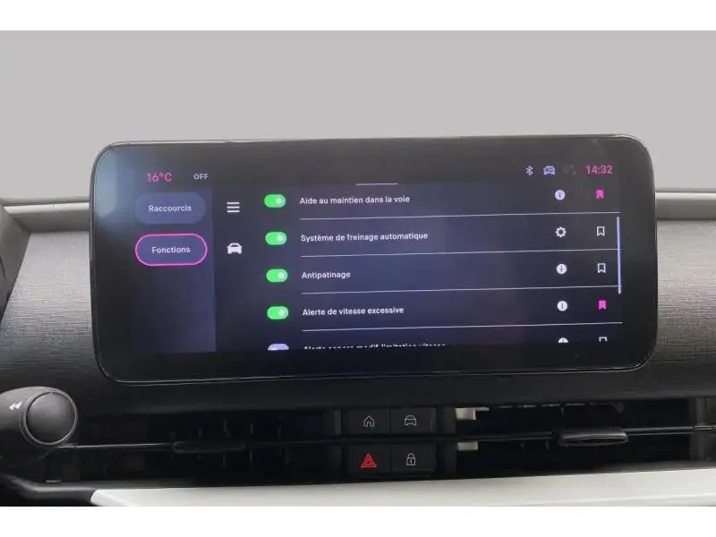 Occasion Fiat 600 Hybrid WHITE 31