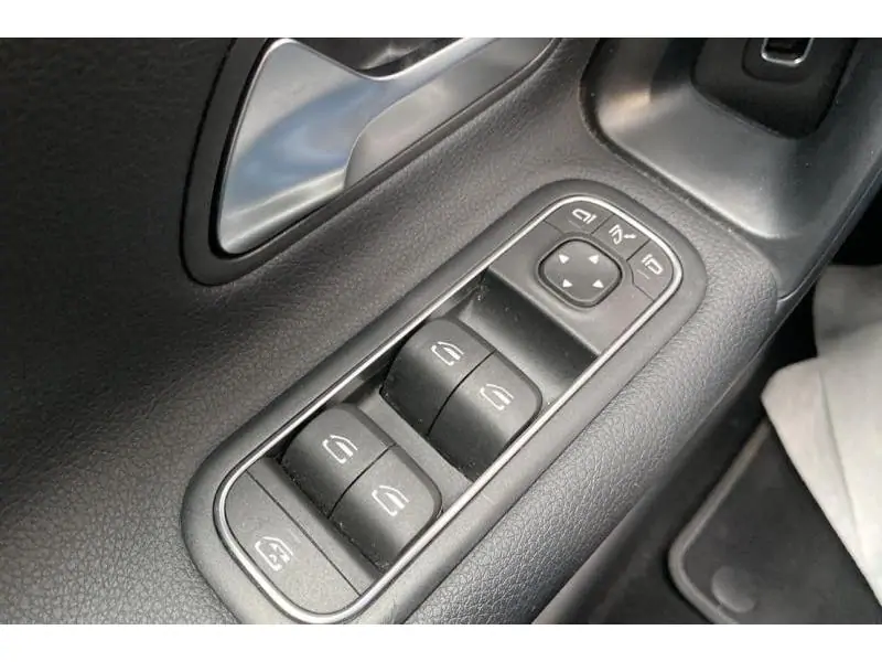 Occasion Mercedes-Benz A 180 Classe A * Navi Caméra BLACK 17