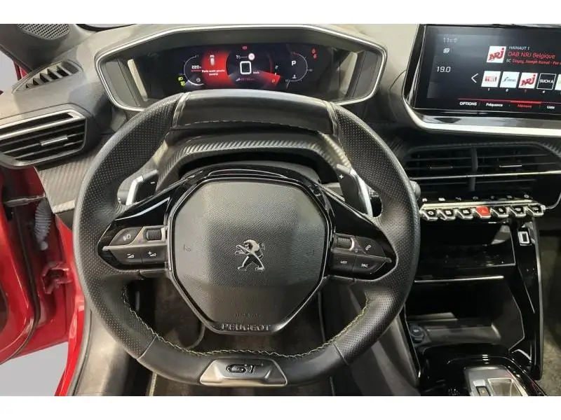 Occasion Peugeot 208 II & e- GT Line RED 12